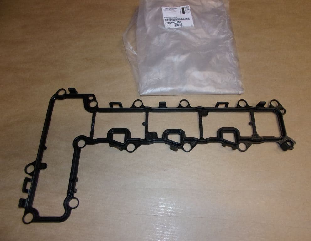 Ventilkåpspackning - Peugeot 308/508 från Autofrance