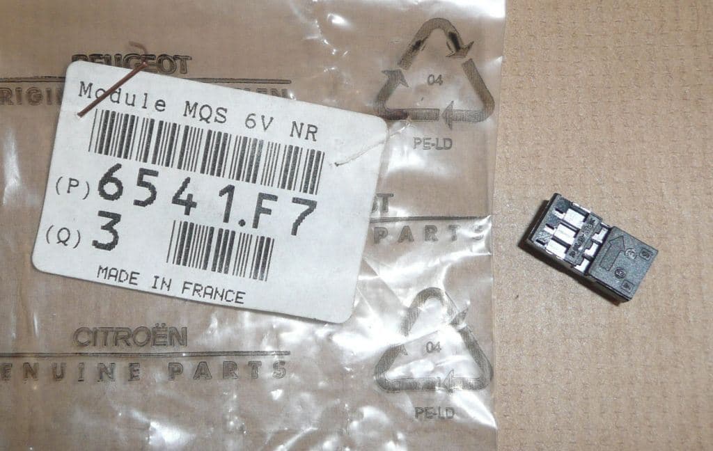 Audiokontaktfäste P 308 från Autofrance