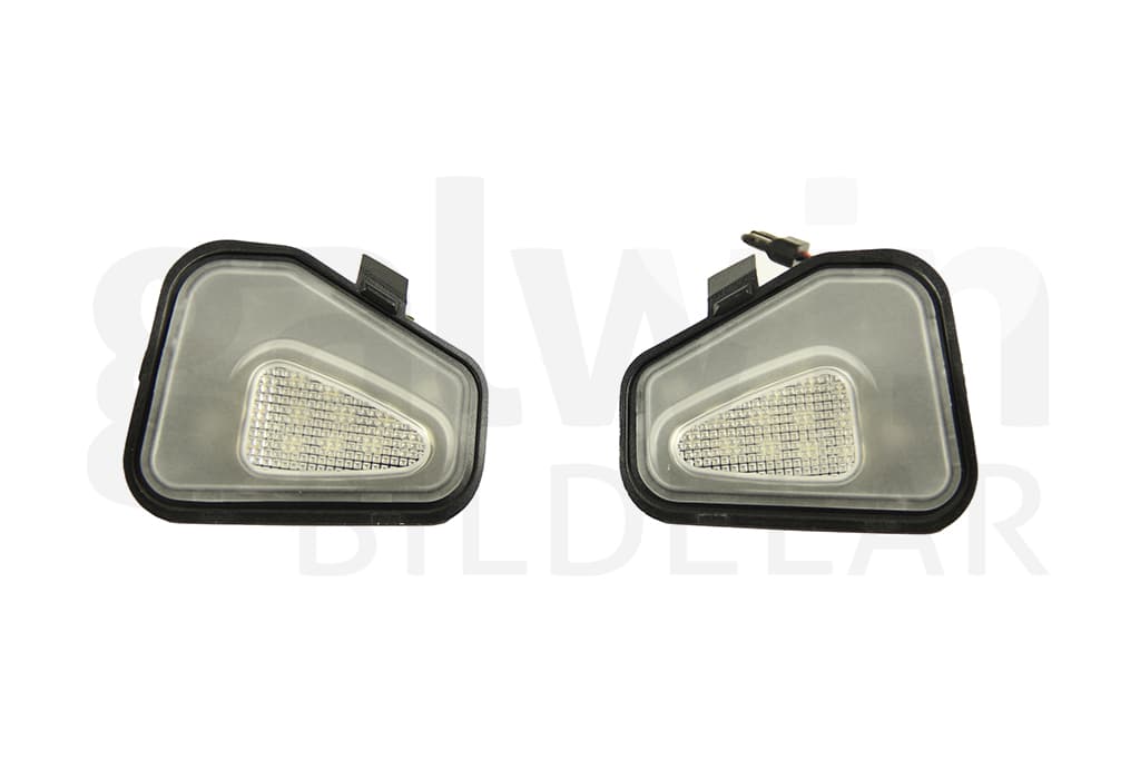 Instegsbelysning i spegel vä/hö, sats med 2st från Galwin