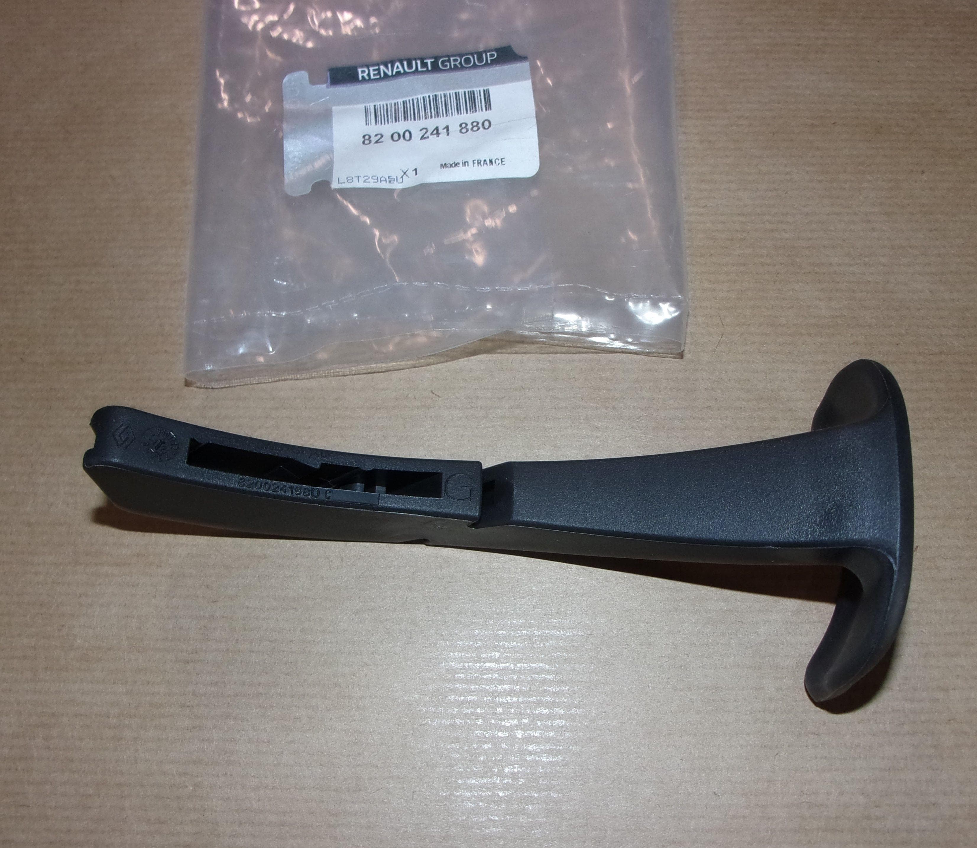 Arm - KOLUMNY KIER R MEGANE II