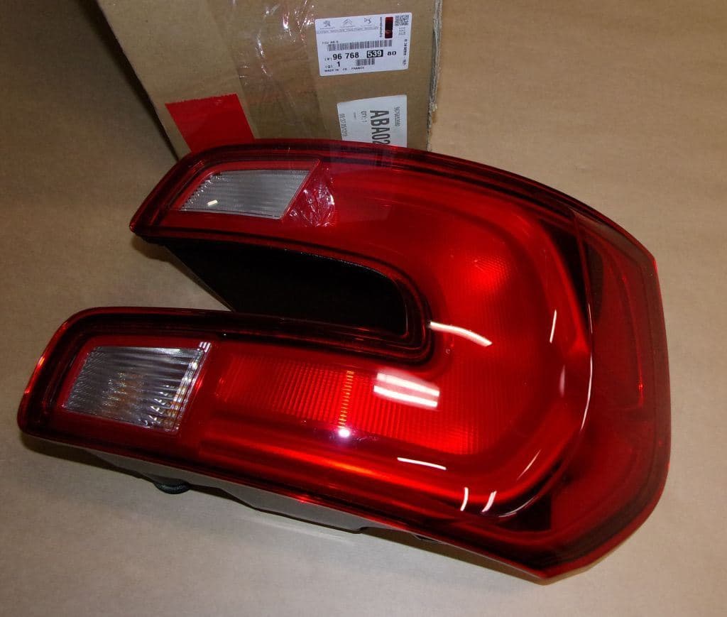 Bakljus - Citroën C4 Picasso II vänster