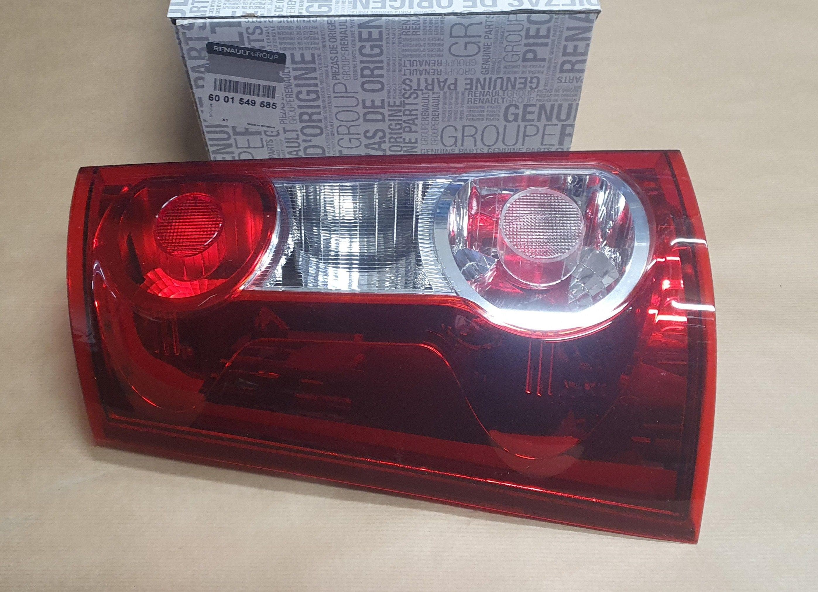 Bakljus - Dacia Logan I vänster från Autofrance