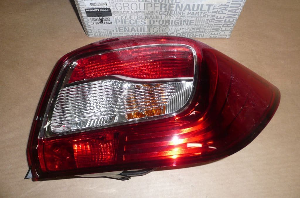 Bakljus - Dacia Logan II höger från Autofrance