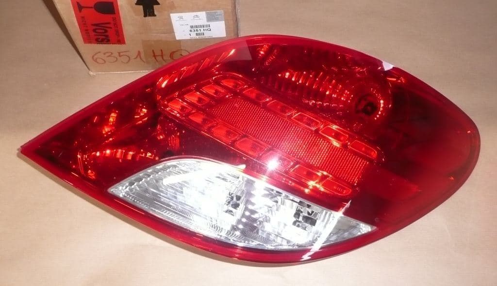 Bakljus - Peugeot 207 höger