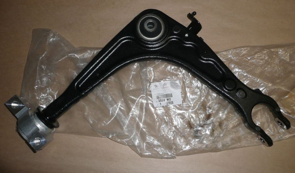 Bärarm - Citroën C5 III/C6, Peugeot 407, Vänster från Autofrance