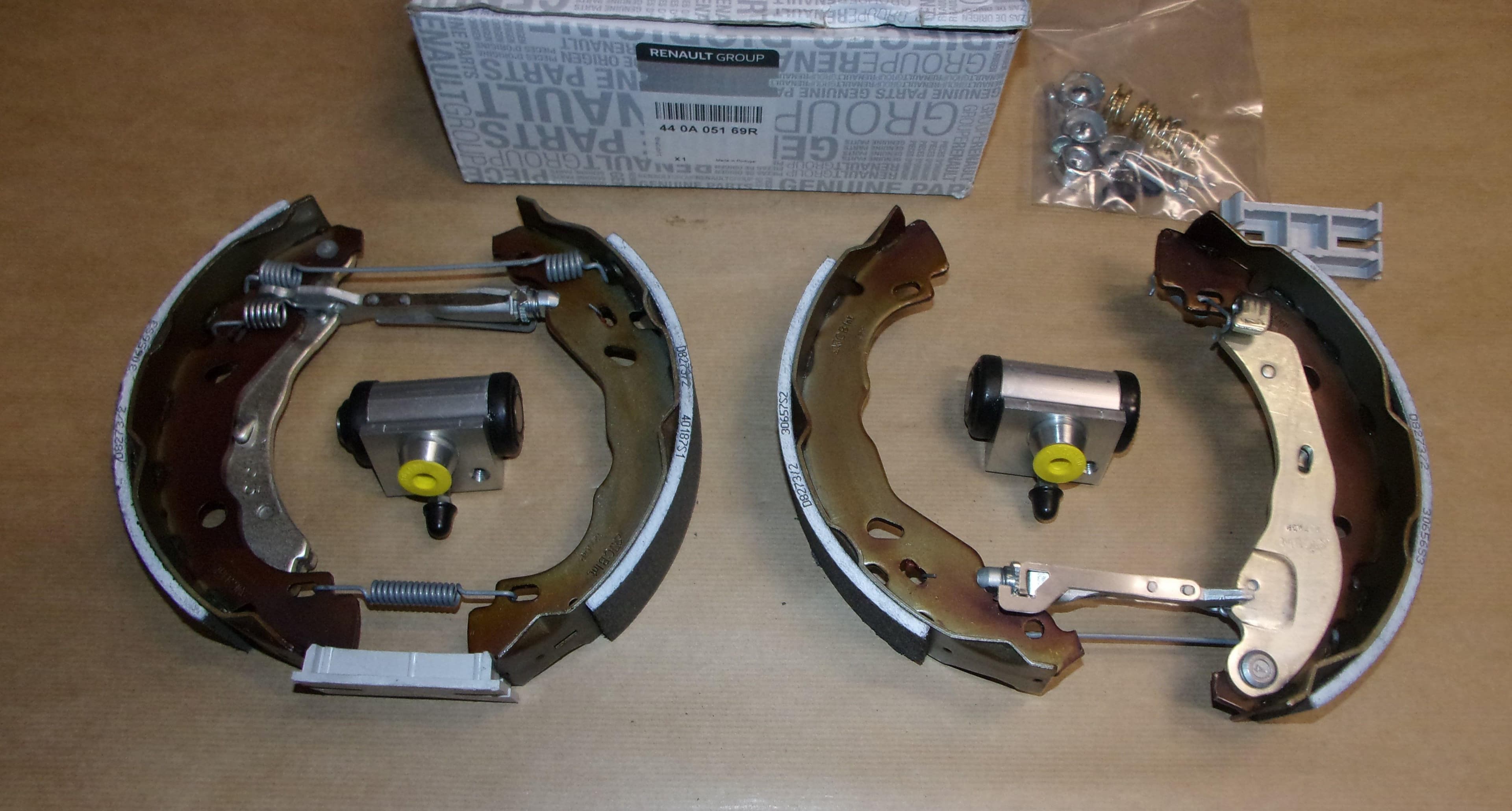 Bromsbackar - Renault Clio II/IV/Thalia II