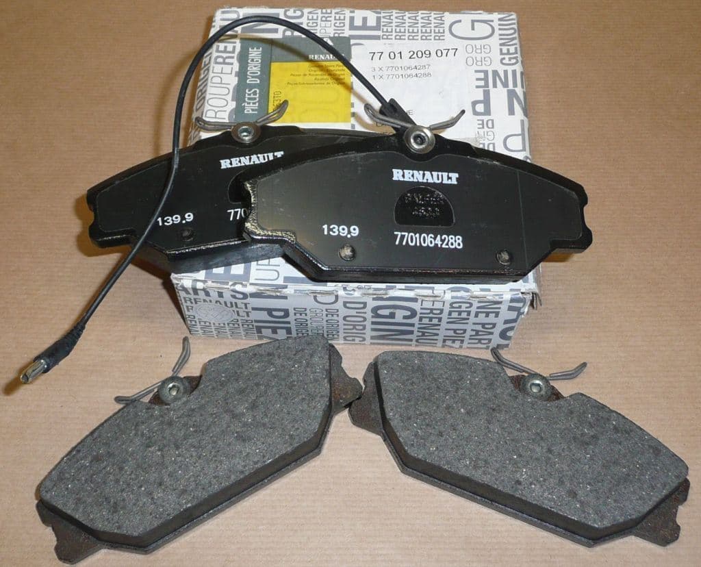 Bromsbelägg - Renault Laguna/Megane/Safrane I/II från Autofrance
