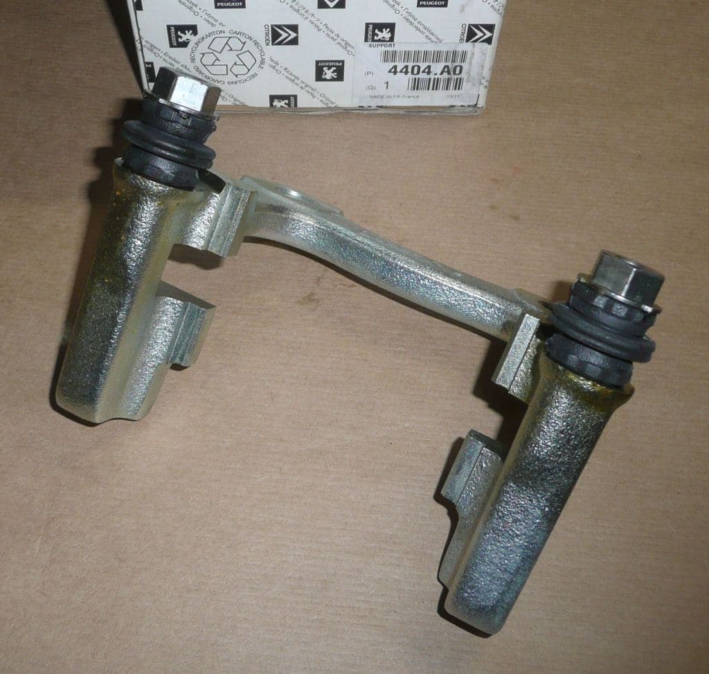 Bromsoksbygel - Peugeot 407/607, Bak