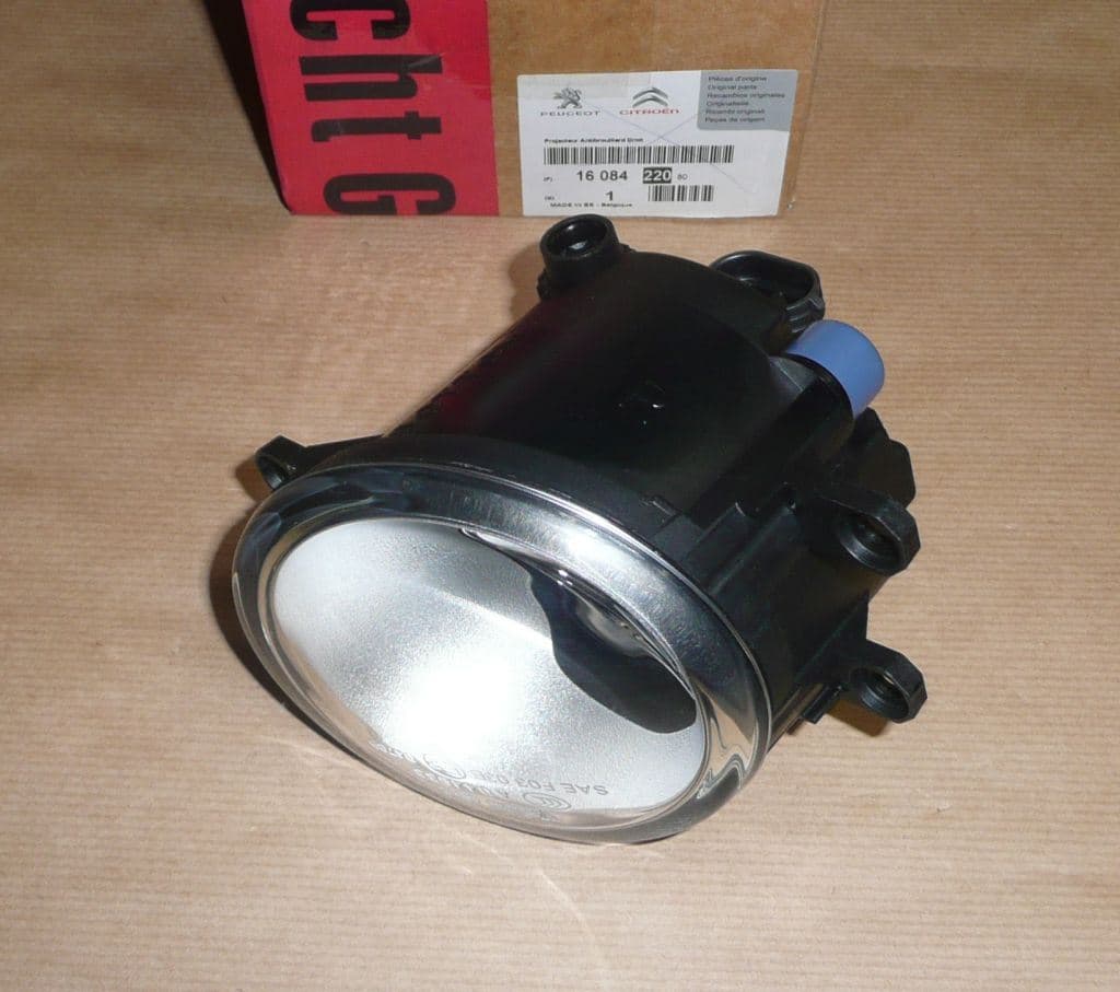 Dimljus - Citroën C1 P 107 höger, Fram