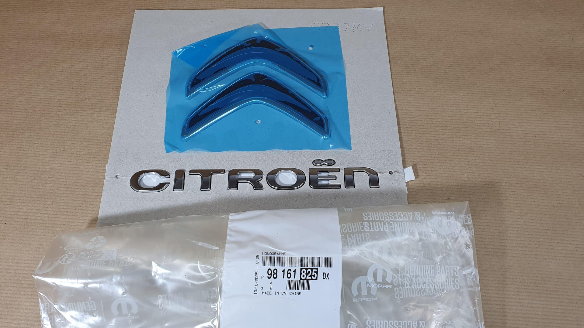 Emblem - Citroën C4 Picasso II, Bak från Autofrance