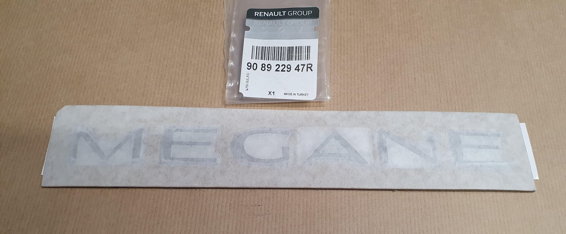 Emblem - Renault Megane IV från Autofrance