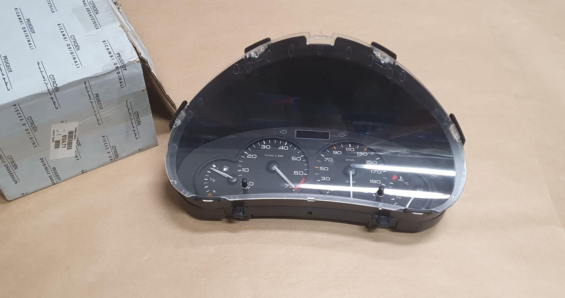 Licznik P 206 från Autofrance