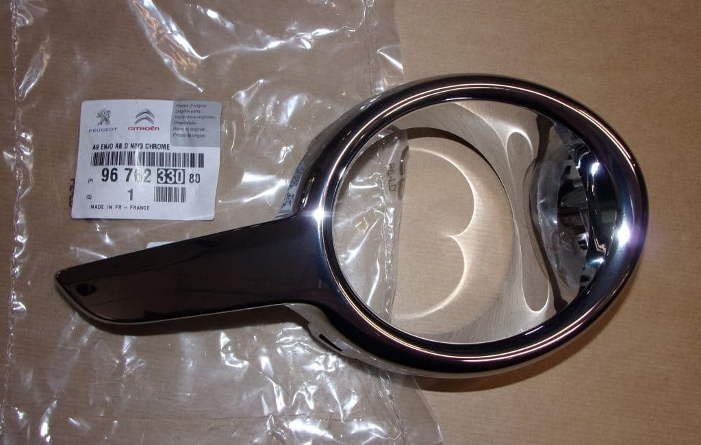Ohöger Halogenu P 208 Höger - Fattning Halogen P 208 höger från Autofrance
