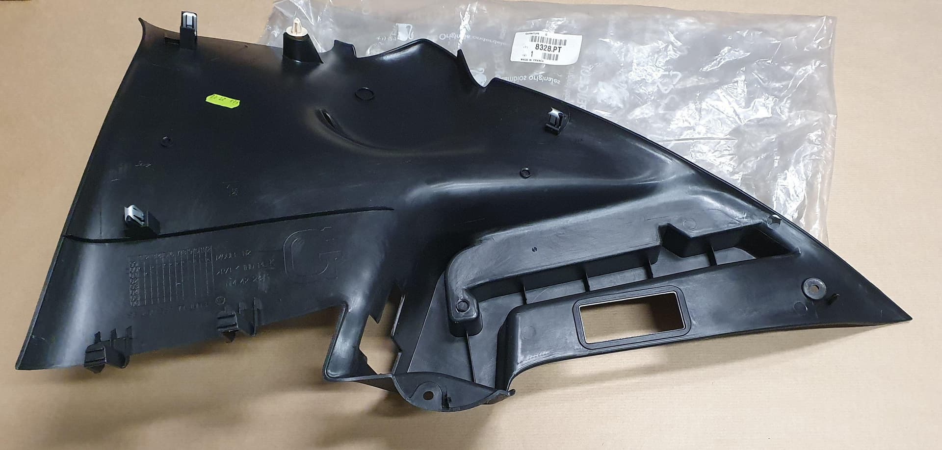 Sidoklädsel P 206 från Autofrance