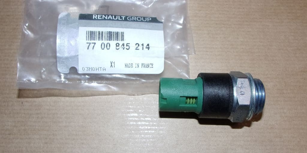 Oljetryckgivare - Renault Megane I/II 2.0 16V från Autofrance