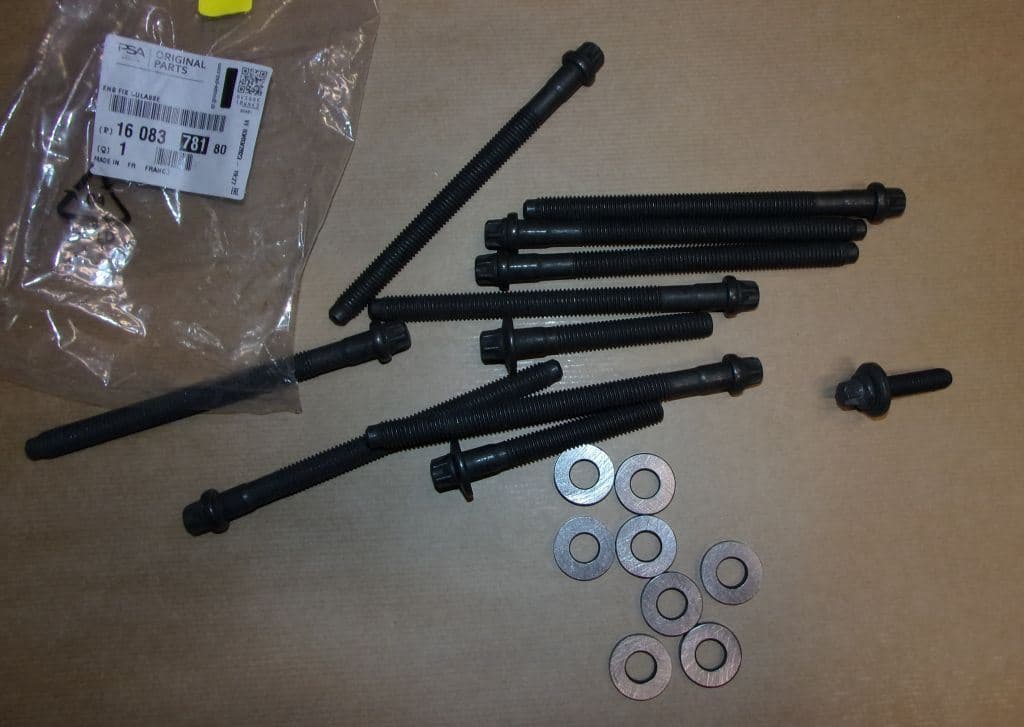 Skruvar Topplocket C C1,c3,p 108,208 1.2vti - Peugeot 108/208 1.2VTI från Autofrance
