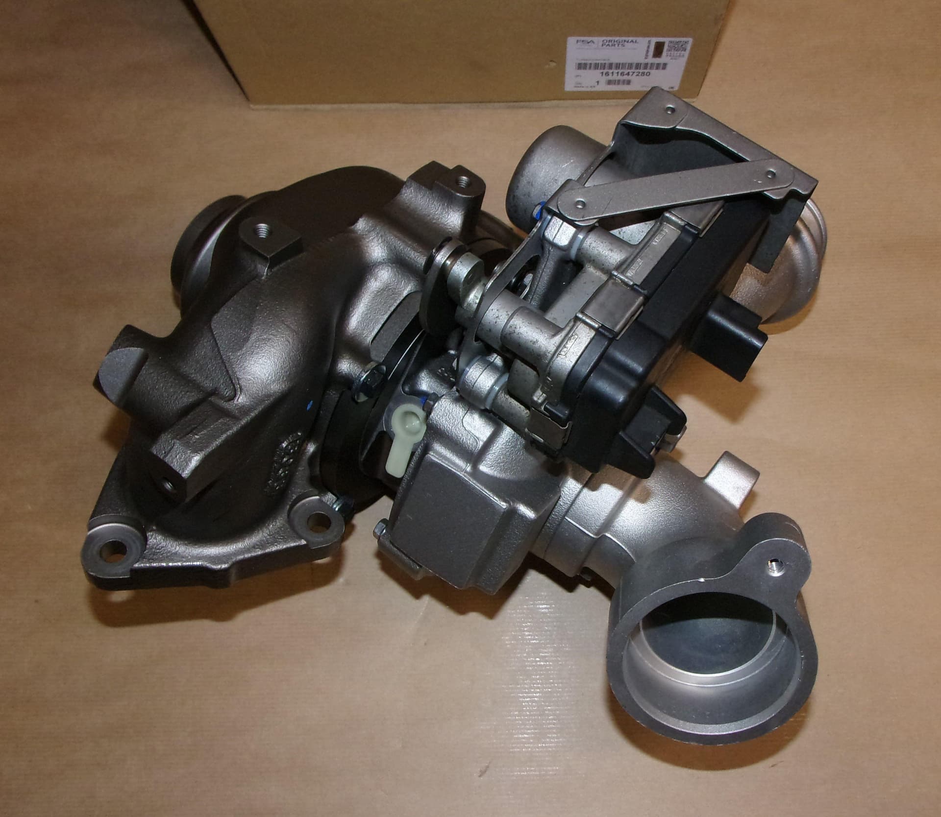 Turboaggregat - Peugeot 508 2.2HDI från Autofrance