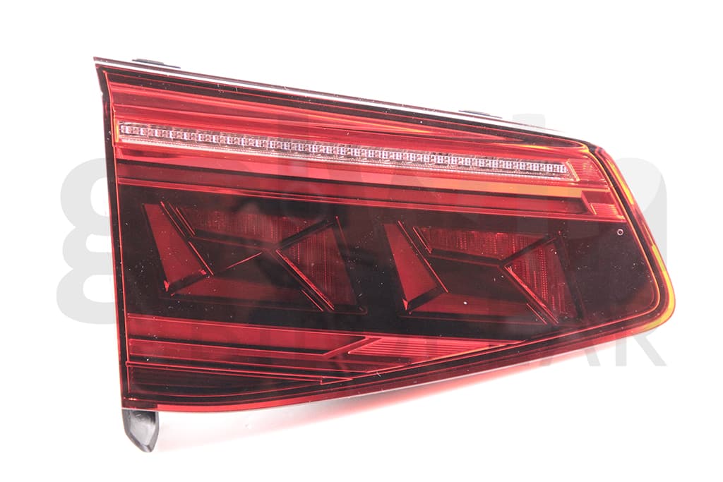 Baklykta inre hö, LED med dynamisk blinkers — Höger, inre från Galwin