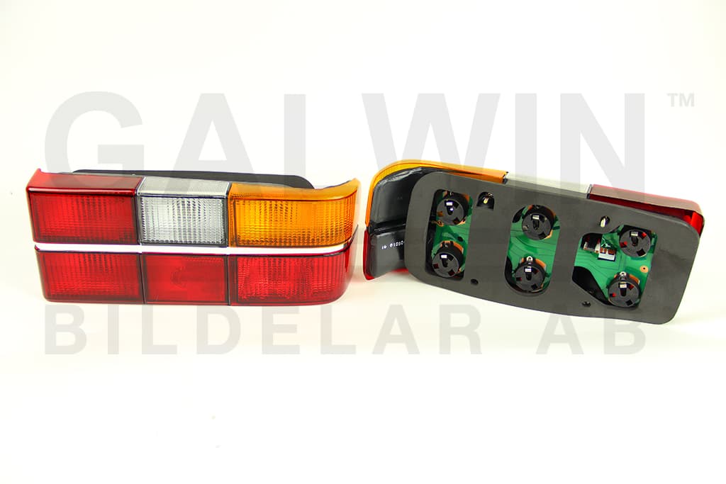 Baklykta Sedan med kromad list* från Galwin