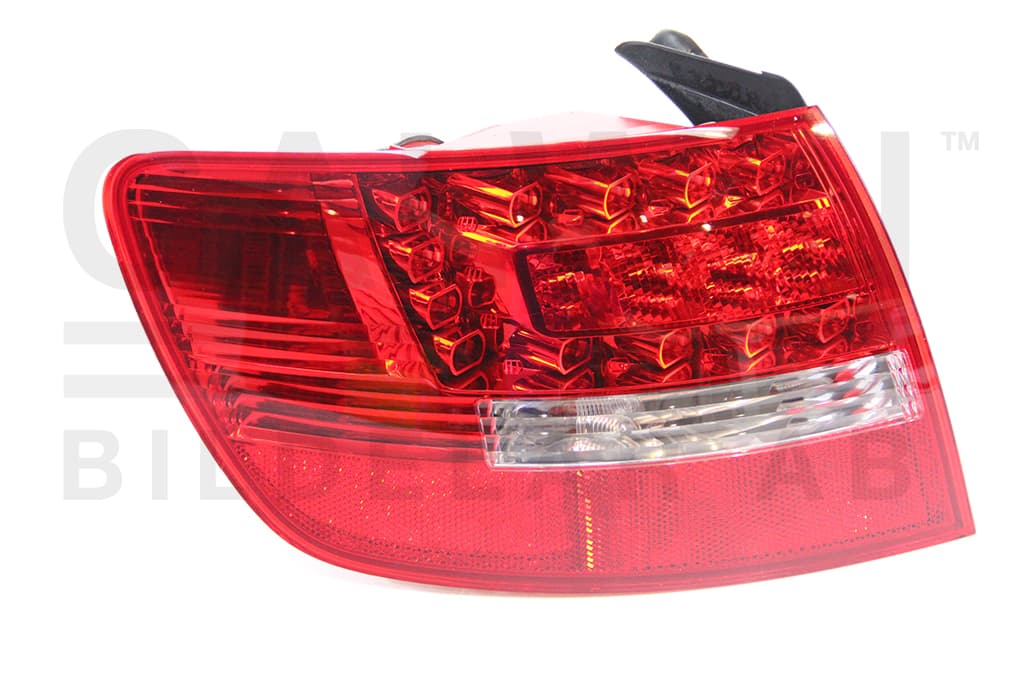 Baklykta vä yttre LED med lamph. kombi 10/2008- (Valeo) från Galwin