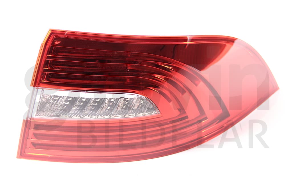 Baklykta yttre hö, ej för Active, med LED, med lamphållare — Höger, yttre från Galwin