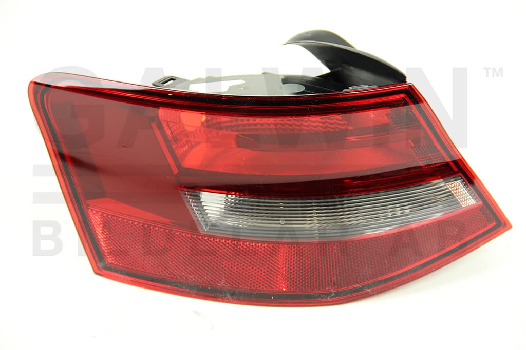 Baklykta yttre, vä, med lamphållare, 3drs — Vänster, yttre från Galwin