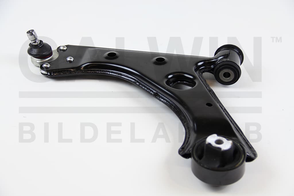 Bärarm vä fram nedre komplett — Framaxel vänster