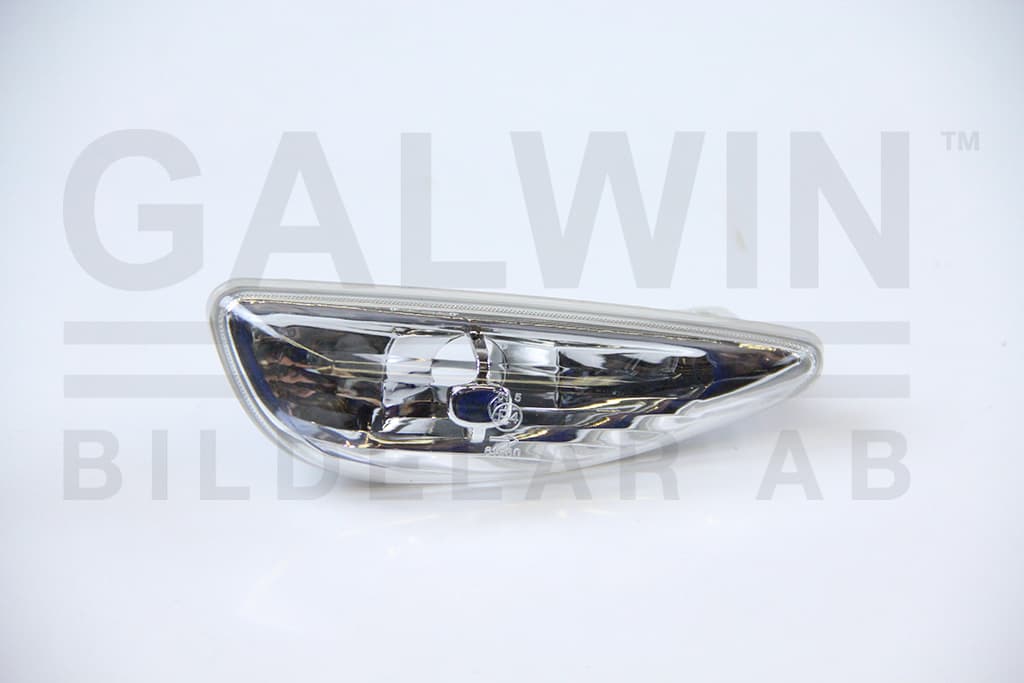 Sidoblinkers hö, i framskärm — Höger från Galwin