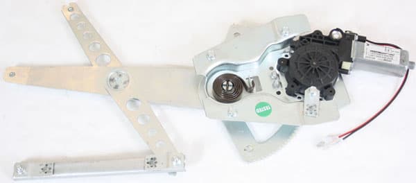 Fönsterhiss hö fram 4/5drs, el, inkl motor, ej komfort + — Framaxel, höger från Galwin