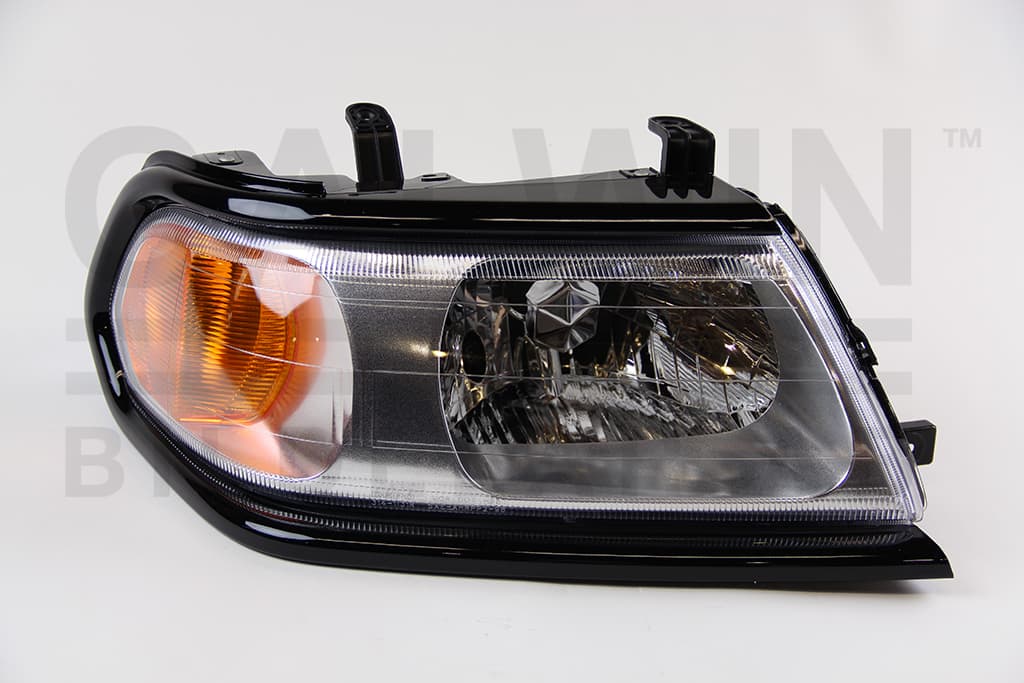 Strålkastare H4, eljustering utan motor, med svart ram 2006- + från Galwin