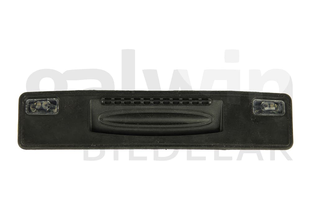 Tryckknapp bakluckeöppnare